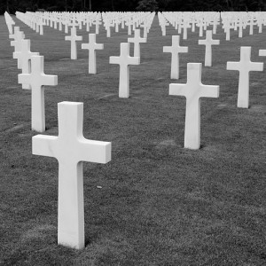 D-Day_Cemetery_in_Normandie_(2746191177) (1)